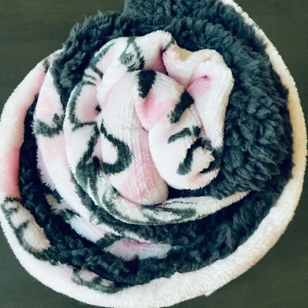 Cat Mom Purrfect Plush Sherpa Pet Throw Blanket
